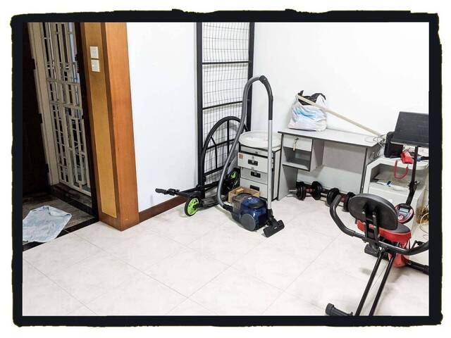 MASTER BEDROOM FOR RENT @ Jurong East