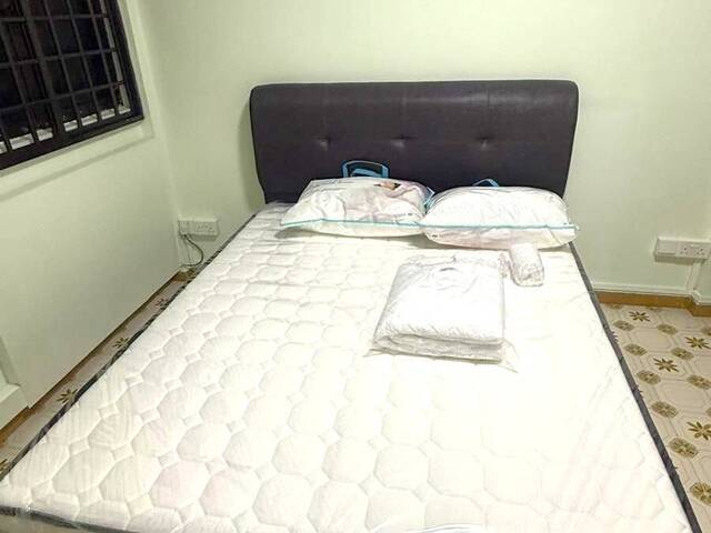 Master Room for rent at Blk 570 Ang Mo Kio Avenue 3, Near to Ang Mo Kio MRT! no agent fee