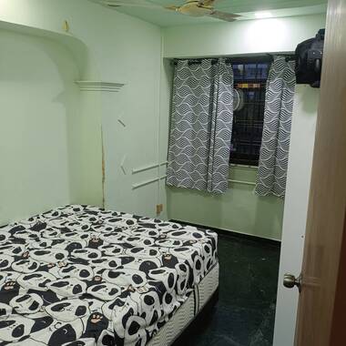 Common Room for rent for ladies.