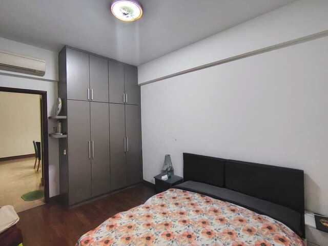 Huge and Squarish 3 Bed 3 baths for Rent