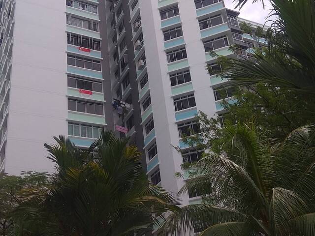 Room in Taman Jurong Rent to 1 more Male