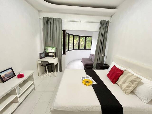Expats Choice - Tiong Bahru MRT - Newly Furnish Queen Room