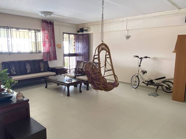 COMMON ROOM AVAILABLE AT TAMPINES ST 84
