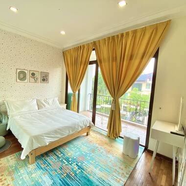 No Agent Fee Charming Balcony Smart Home Studio Near Beach & School