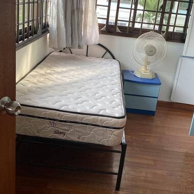 Common room at Blk 698C Hougang St 52