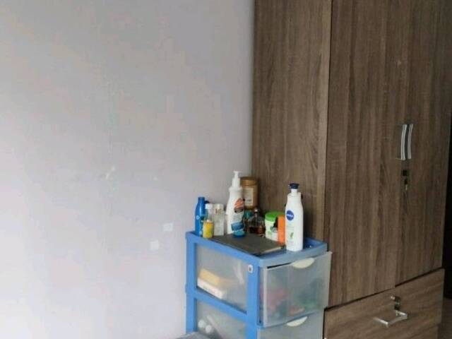 Common room sharing 1 person