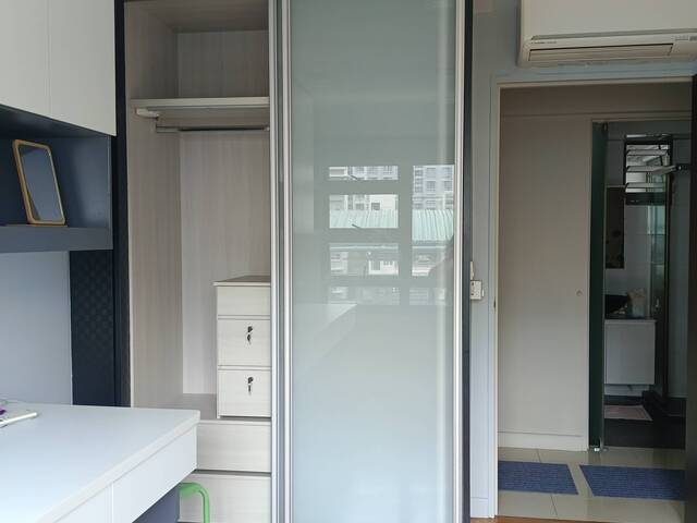 1 ROOM AVAILABLE, SUPER RARE! SUPER LOCATION, CAN SEE DAMAI LRT JUST IN FRONT, PURPLE LINE PUNGGOL