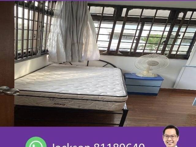 Common room at Blk 698C Hougang St 52