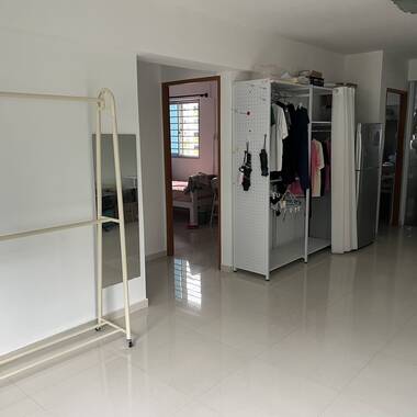 Angmokio share room