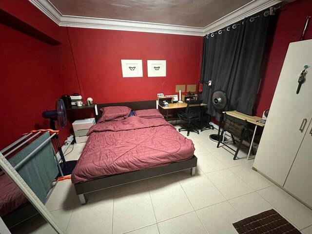 Master N common room rental