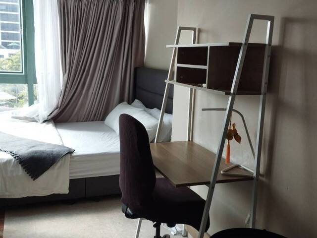 Common room with Nice Pool & River View at The Quayside, mins walk Mrt, No Owner, Privacy