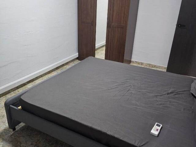 Master bed room Is Available