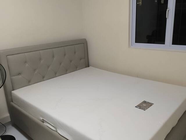 Yishun MRT, high floor