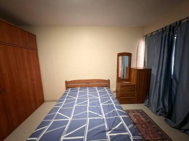 Looking for couple to rent a room in West Singapore