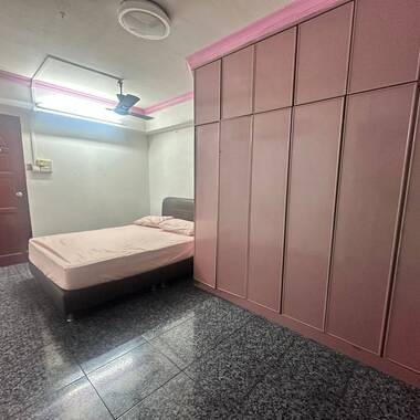 Master bed room available for rent