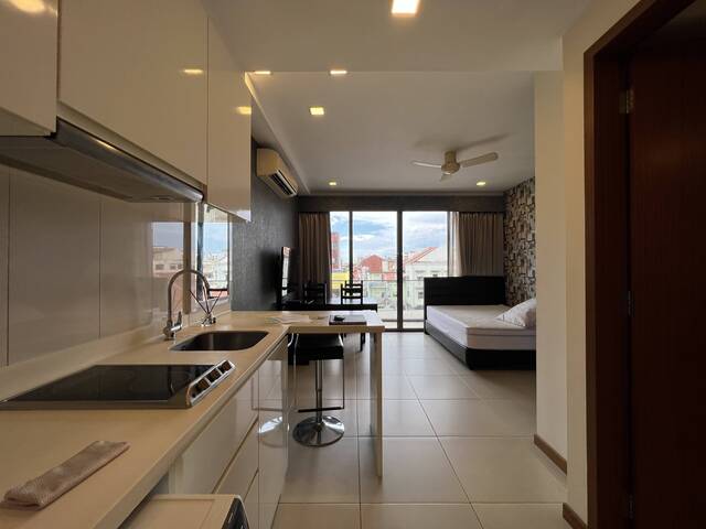 5 mins Aljunied MRT, Avant Residence studio, furnished, flexi lease term