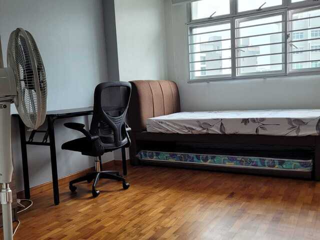 Fully Furnished, Nice & Tidy Common Bed Room is Available to be Rented in Hougang