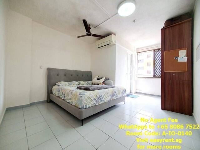 Serangoon MRT Master Room