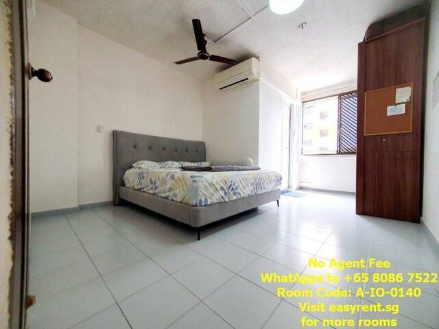 Serangoon MRT Master Room