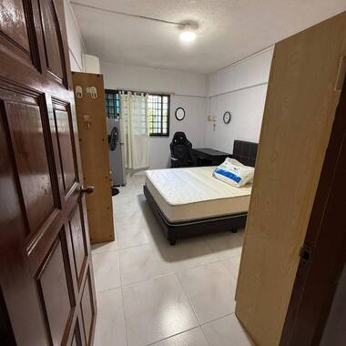 Ang Mo Kio MRT Common Room