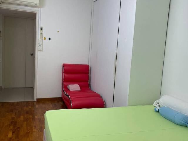 Common room for rent for 2