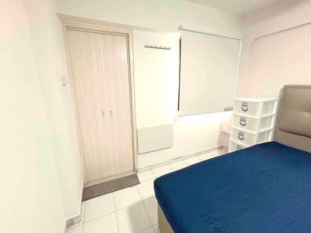 Master Room for rent at Blk 684 Hougang Avenue 8, Near to Hougang MRT! NO AGENT FEE