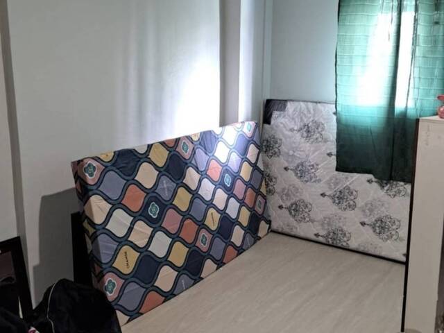 Good size Common room at blk550 Woodlands Dr 44 (s)730550