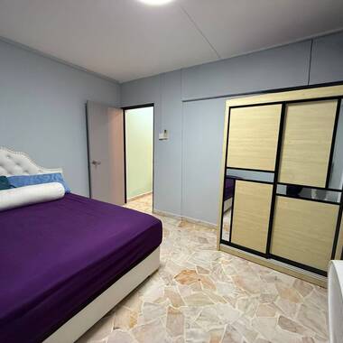 Common Room For Rent