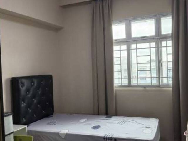 Common room at 803c keat hong close for rent! Aircon wifi!