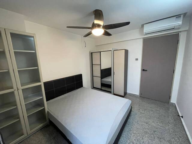 Common Room for Rent – Blk 359A Sembawang (Near MRT) – Females Only
