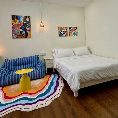 Designer Studio with Kitchen + Ensuite | Near MRT, Mall & Schools | Pet-Friendly | No Agent Fee