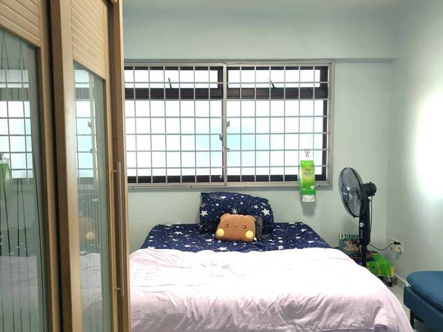 Common room for rent at Blk 689A Choa Chu Kang Drive. Near to Yew Tee MRT. no agent fee