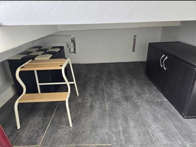 2mins walk to Chinatown MRT, Above Shopping Mall, no owner, can cook, Privacy