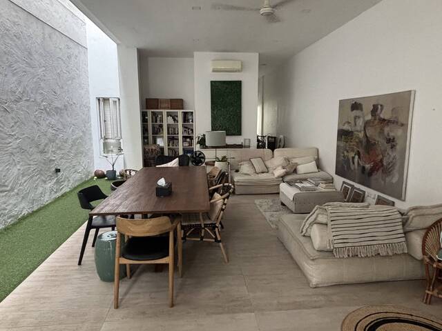 Single’s room 7 MRT stops to Orchard (Female tenant only)