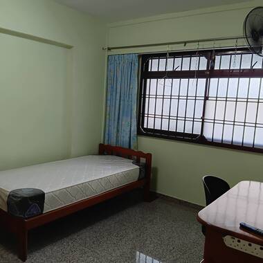 Common Room at Jurong West 5minutes walk to Boon Lay MRT