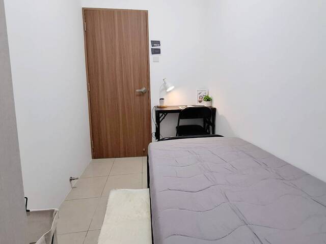 ✨ The Lakeshore – Common Room for Rent | 1 Pax Only | No Agent Fee ✨