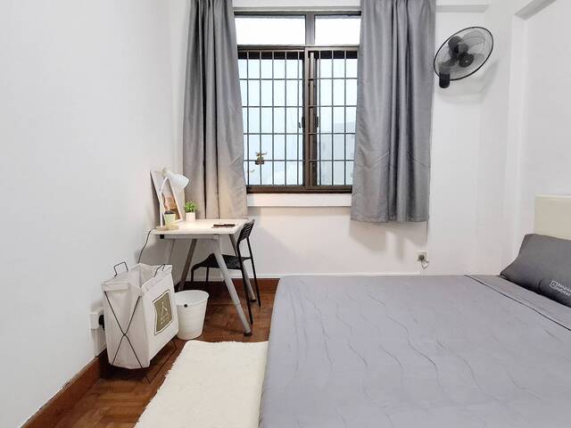 ✨ Parc Oasis – Common Room for Rent | 1 Pax Only | No Agent Fee ✨