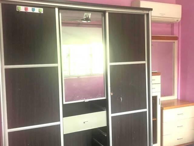 Common Room for rent at Blk 421 Ang Mo Kio Avenue 10. Near to Ang Mo Kio MRT! NO AGENT FEE