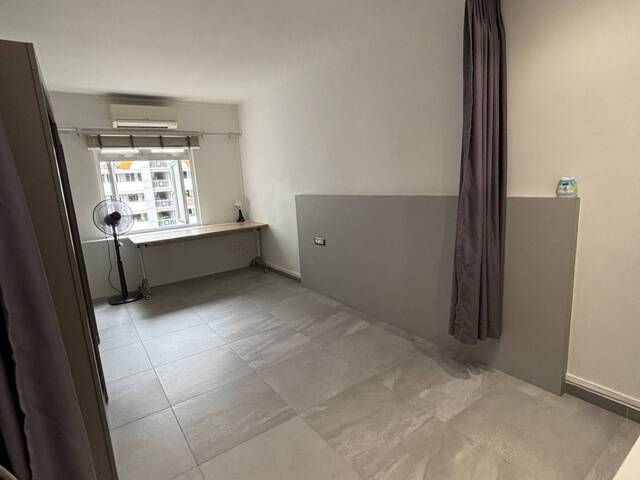 One large common room for female (solo or sharing)