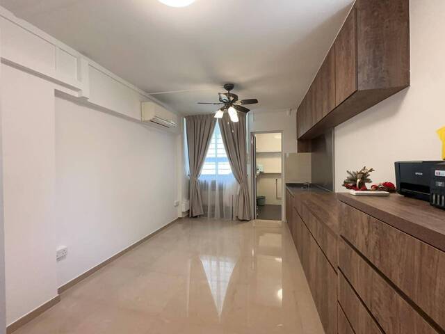 Master bedroom + private bathroom & small pantry @ $1600