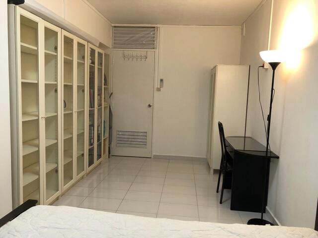Fully furnished non-aircon room with shared bathroom at 421 Pasir Ris Drive 6