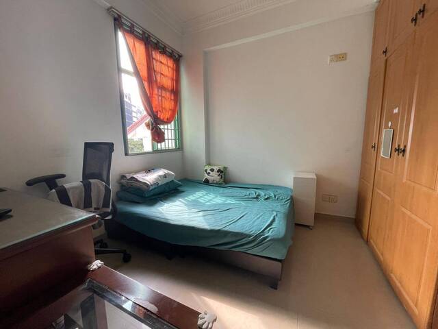 Live near Changi Business Park, Changi Airport and SIA Training Centre – Private Bath & Resort Vibes