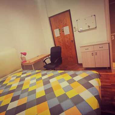 Master bedroom (private bathroom) - Little India