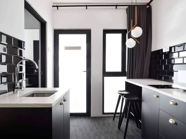 Rochester Studio | Ensuite | 10 Min to Farrer Park MRT (Jalan Besar)