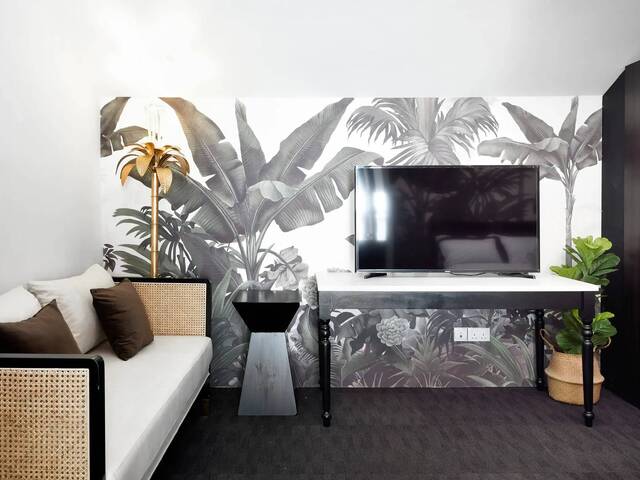 Rochester Studio | Ensuite | 10 Min to Farrer Park MRT (Jalan Besar)