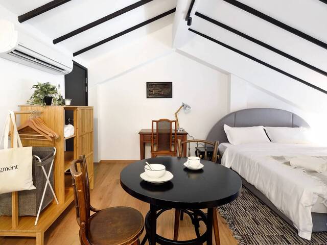 Fujian Studio with Kitchenette – Near Farrer Park MRT | Little India / Jalan Besar | Kongsi House