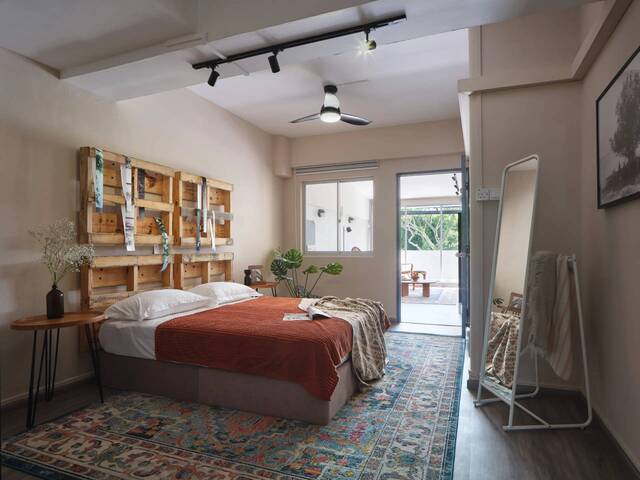 Ensuite Studio with Balcony – 2 Min Walk Sixth Ave MRT | Casuarina Studio for Rent | Temak House