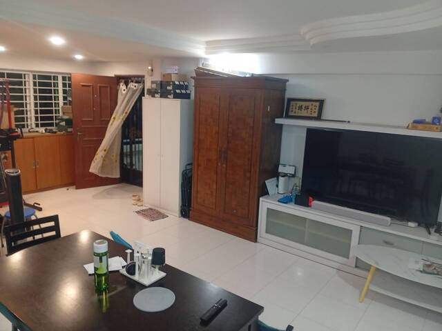 1 male roommate $600 Ang Mo Kio