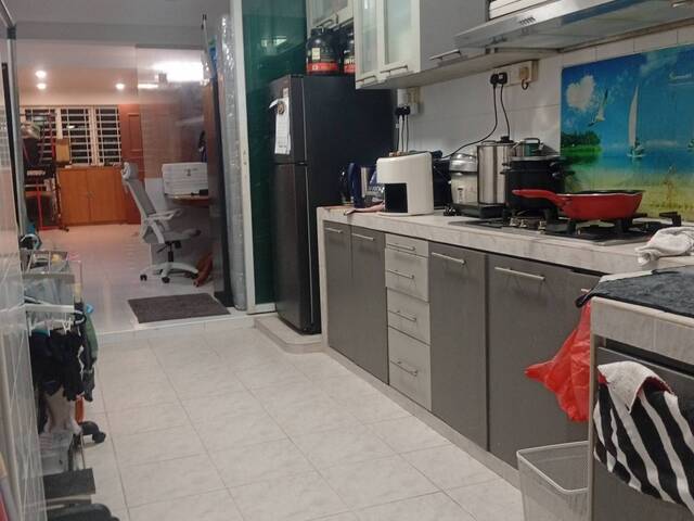 1 male roommate $600 Ang Mo Kio