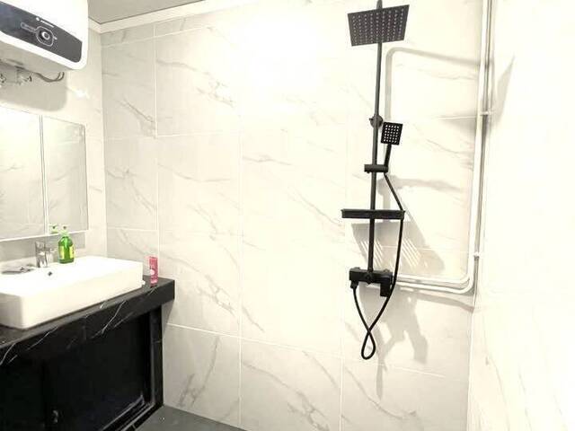 Common room for rent at Blk 288B Jurong East Street 21. (Female Only) NO AGENT FEE